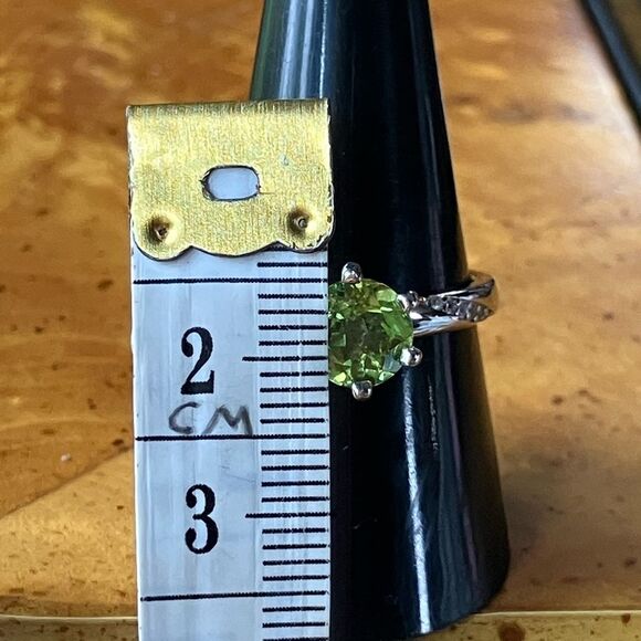 Natural Peridot Sterling Silver Ring Size 9 - Picture 7 of 9